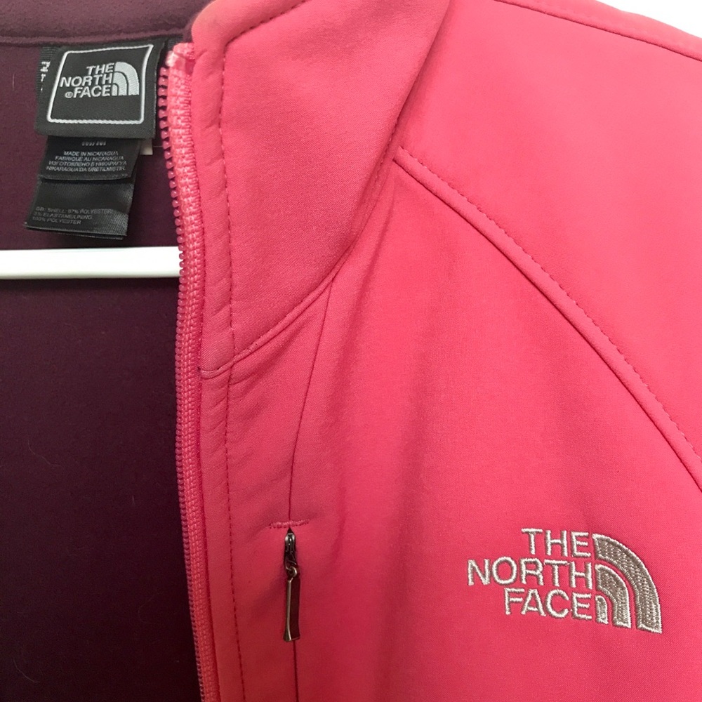 The North Face shell jacket. - Picture 3 of 3